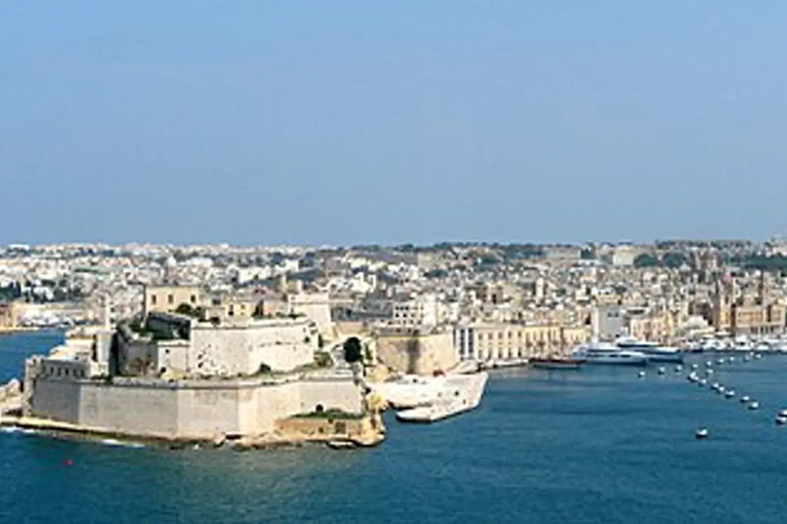 Gran Puerto de La Valeta con las fortificaciones y la ciudad